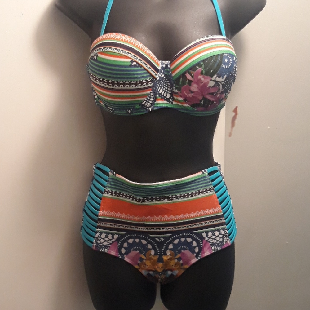 🏊🏿‍♂️🏊🏿‍♂️Bikini